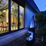 Apartmanhotel A. V.