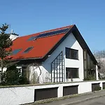 A. V. 4* Prága