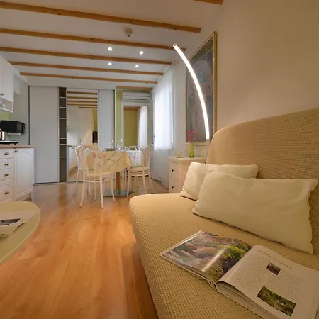 A.v. 아파트호텔