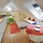 布拉格a.v.住宿加早餐旅馆 4* 布拉格