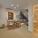 公寓式酒店 布拉格a.v.住宿加早餐旅馆 4*