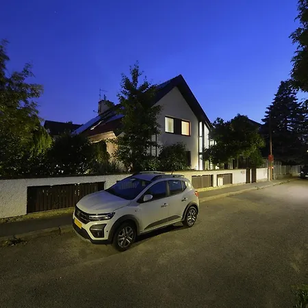 A. V. Lejlighedshotel Prag