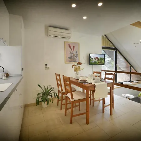 A. V. Lejlighedshotel 2*